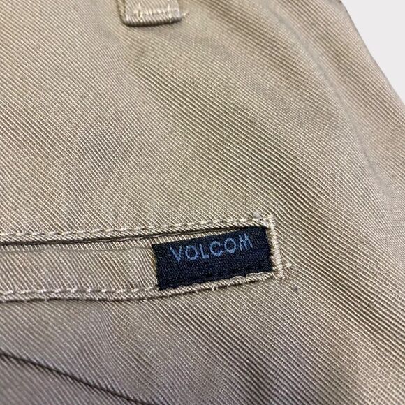 VOLCOM | Men’s Khakis - Picture 7 of 10